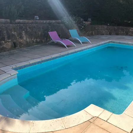 Maison Provencale Charme Et Piscine *