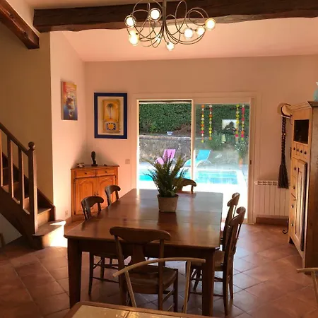 Maison Provencale Charme Et Piscine * Le Pradet